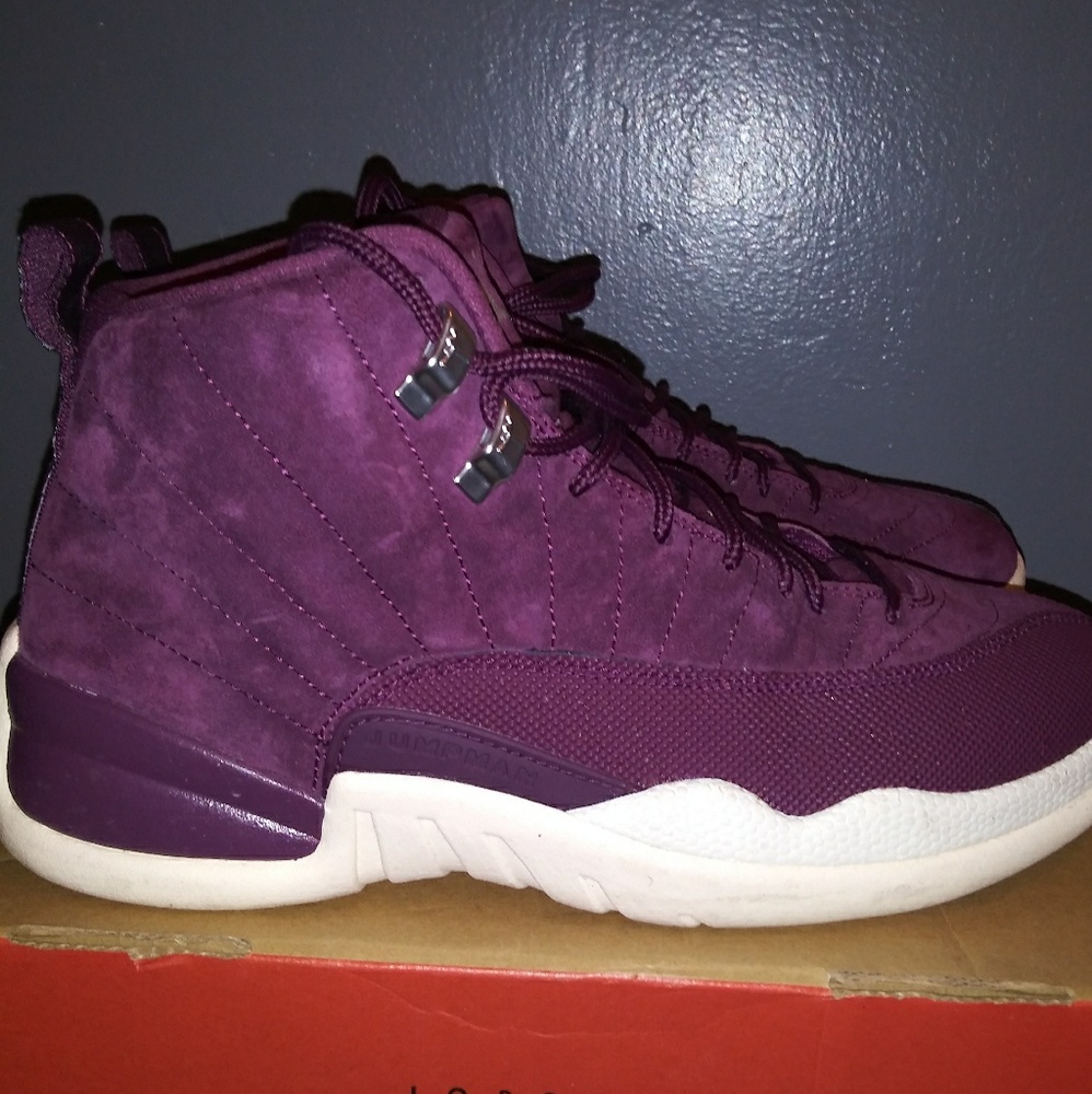 Jordan 12's sneakers